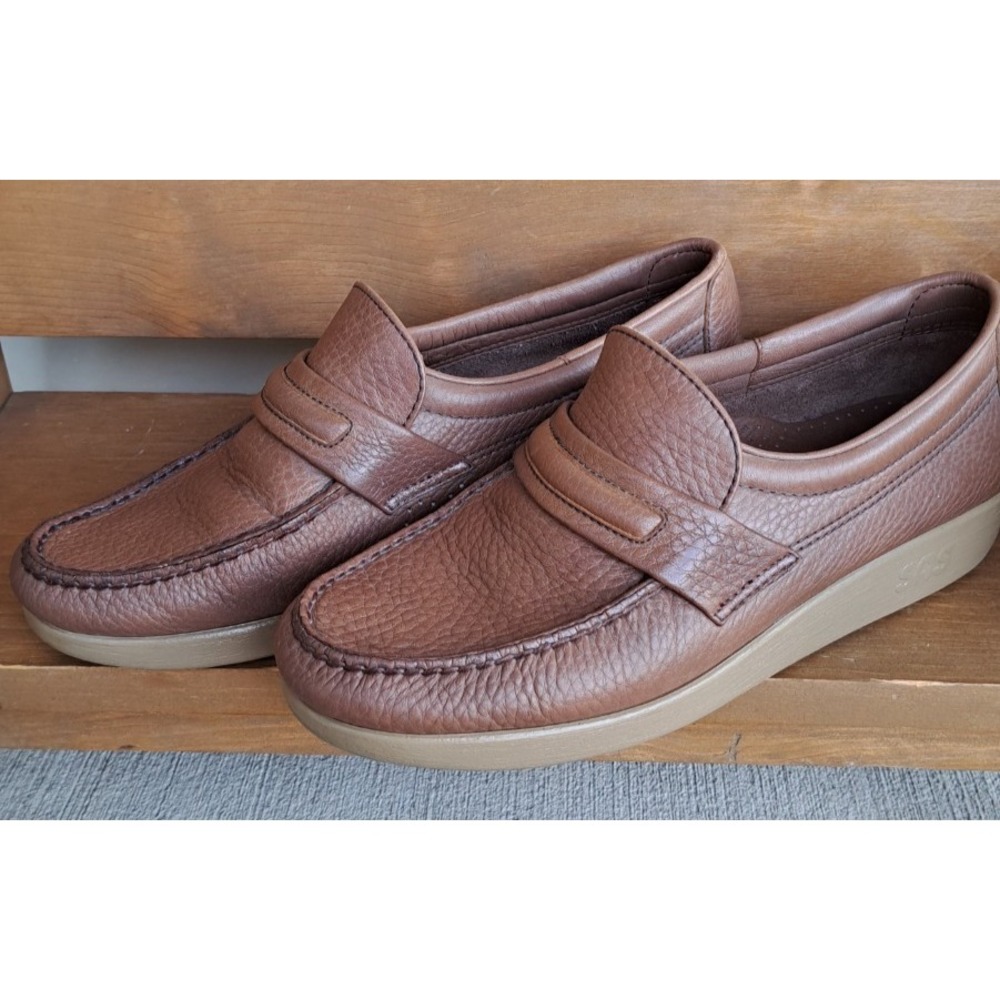 SAS San Antonio Shoemakers Women's Size 9 M Brown Leather Penny Loafers Shoes